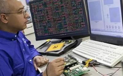 工作之余你是被王者榮耀分裂出第五人格,還是在"充電"?