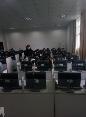 四川合美軟件旗下產(chǎn)品介紹適用于公立及民辦大學(xué)、高職、中職、中小學(xué)、幼兒園、培訓(xùn)學(xué)校、各級(jí)教委、教育局、政府、軍隊(duì)、金融、地鐵、餐飲、通信、醫(yī)療、民航、石化等大型事業(yè)單位計(jì)算機(jī)網(wǎng)絡(luò)培訓(xùn)教室。