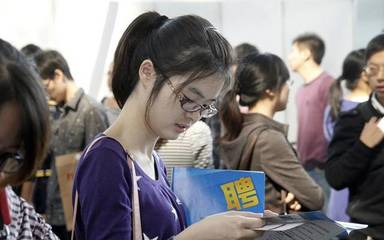 都屬于正規(guī)渠道的學(xué)歷,民辦本科與公辦本科有何區(qū)別?區(qū)別可大了